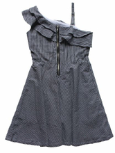 High-End Girl′s Black and White Stripe off-Shoulder Dress