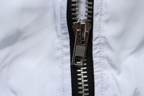 Custom White Polyester Men′s Bomber Jacket