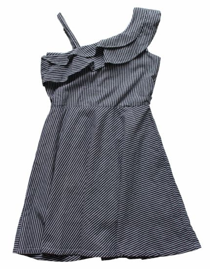 High-End Girl′s Black and White Stripe off-Shoulder Dress