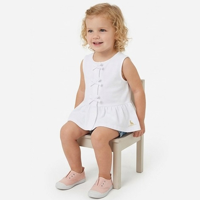 White Cotton Baby Girl Blouse Sleeveless Summer Shirt with Bows