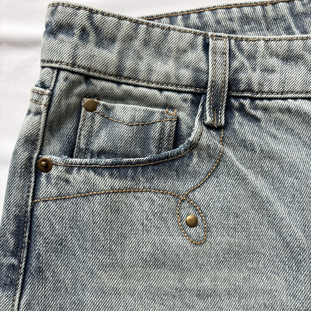 Women's Western Embroidered Light Blue Vintage Wash Loose Fit Distressed Jeans