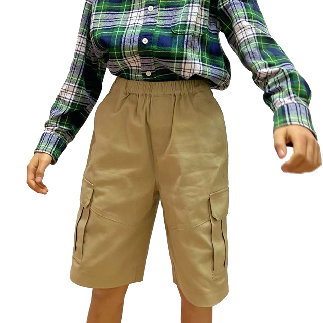 Boys Khaki color shorts with pockets
