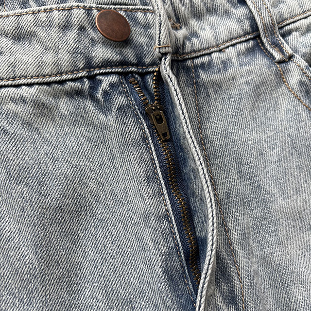 Women's Western Embroidered Light Blue Vintage Wash Loose Fit Distressed Jeans