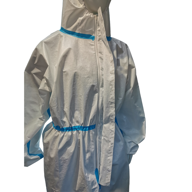 Protective coverall with seal