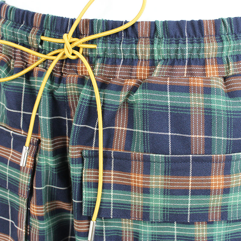 Women's Plaid Elastic Waist Multi-Pocket Bermuda Cargo Shorts
